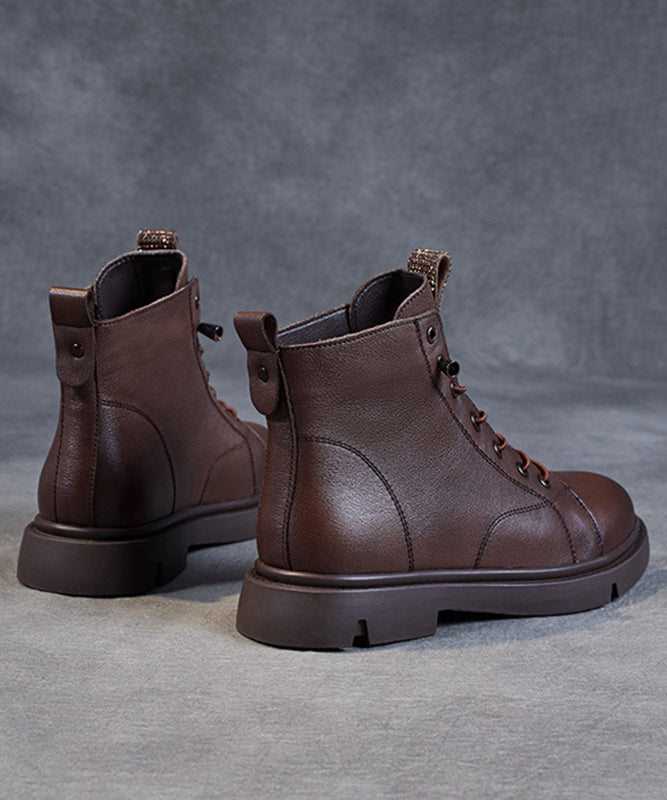 Polished Boots with an Effortless Classic Look