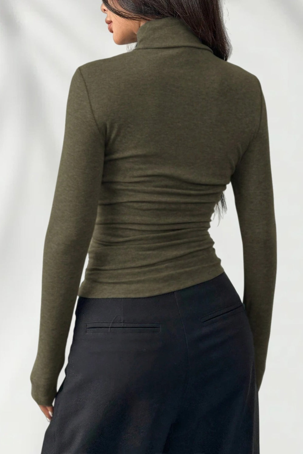 Beautifully Finished Top in a Timeless Design