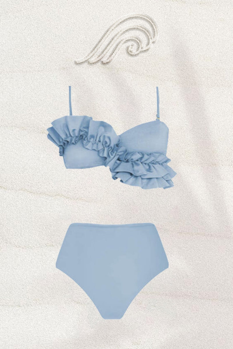 Well Tailored Bikini with a Graceful Silhouette