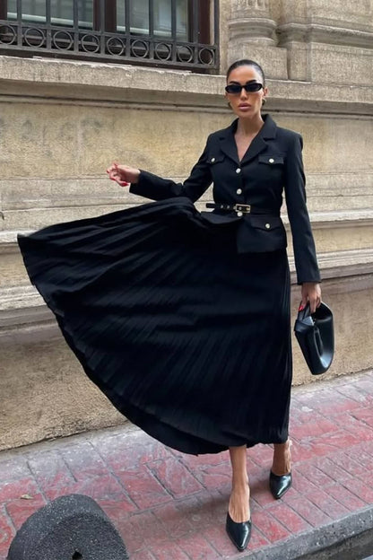 Sophisticated Garment with a Clean Classic Look
