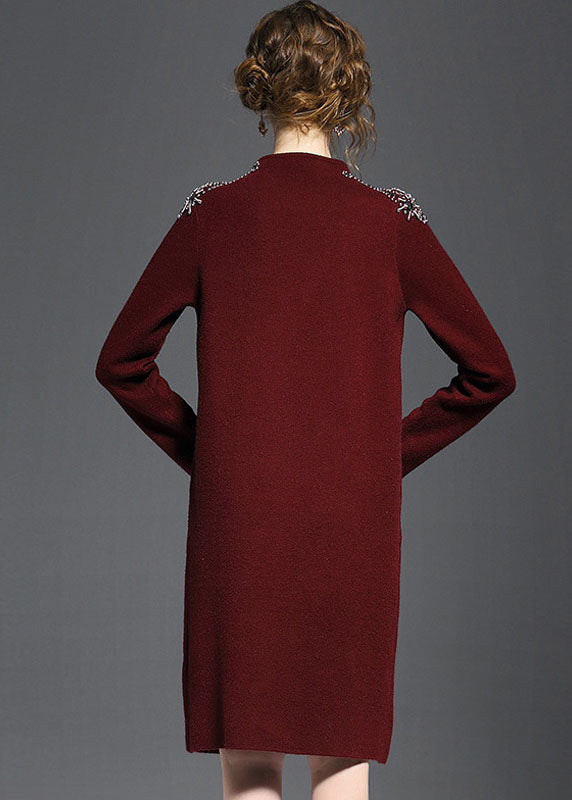 Well Tailored Sweater with a Graceful Silhouette