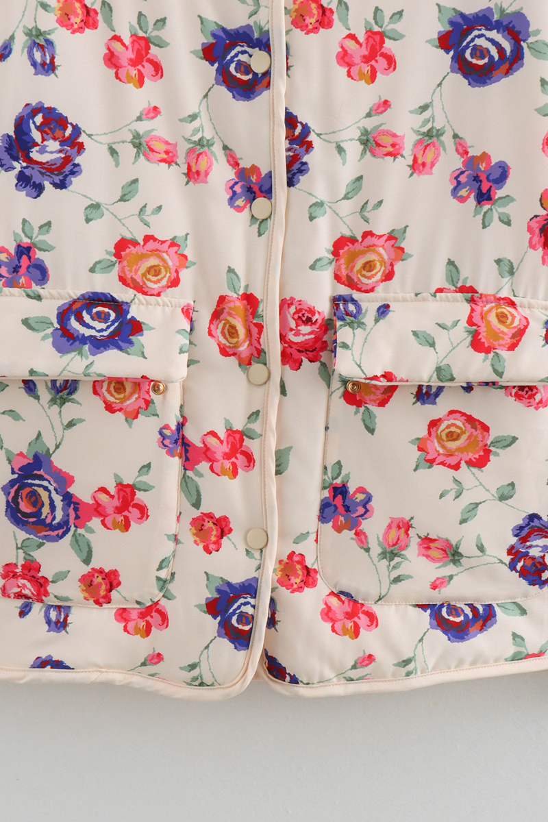 Beautifully Finished Garment in a Timeless Design
