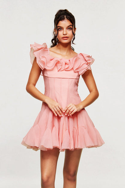 Beautifully Crafted Dress in a Classic Style