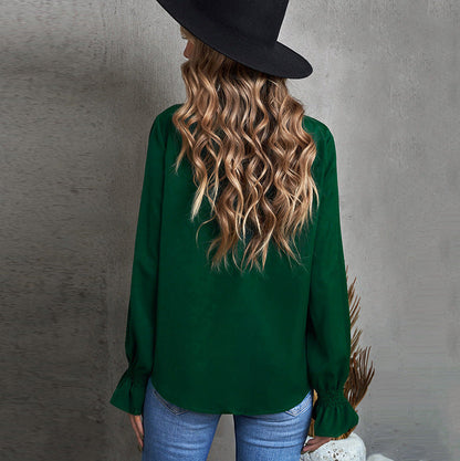 Effortlessly Elegant Pullover with a Timeless Design