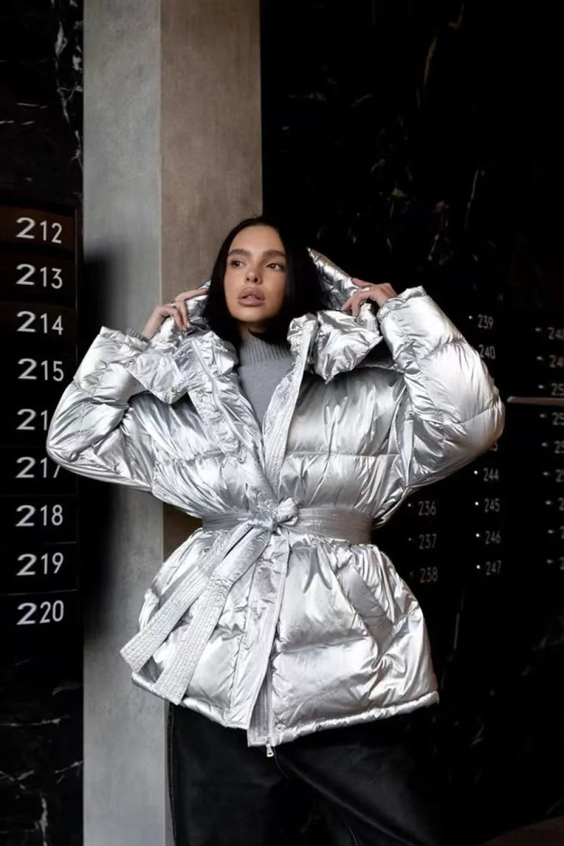 Effortlessly Elegant Coat with a Timeless Design