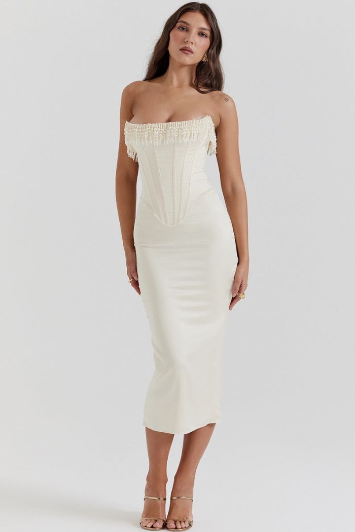 Beautifully Crafted Garment in a Classic Style
