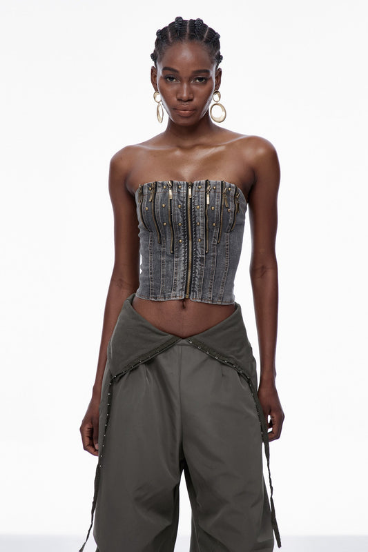 A Vintage Style Top with Delicate Timeless Details