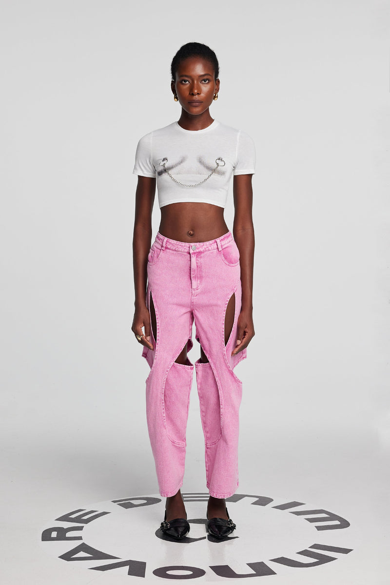 Effortlessly Elegant Garment with a Timeless Design