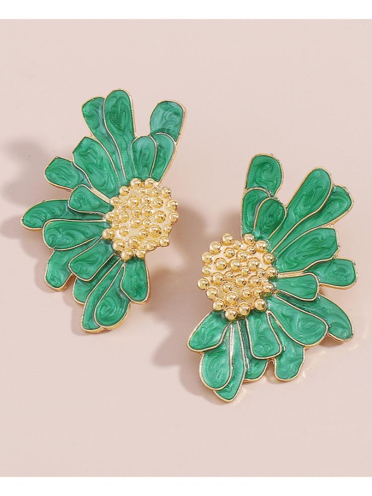 A Vintage Style Garment with Delicate Timeless Details