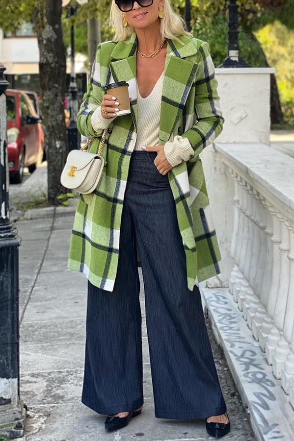 Sophisticated Coat with a Clean Classic Look