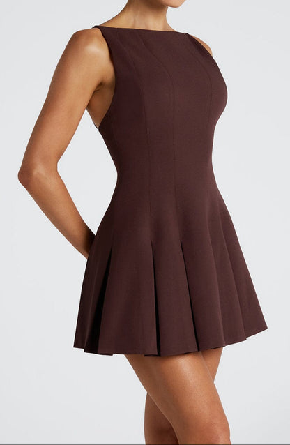 Sophisticated Dress with a Clean Classic Look