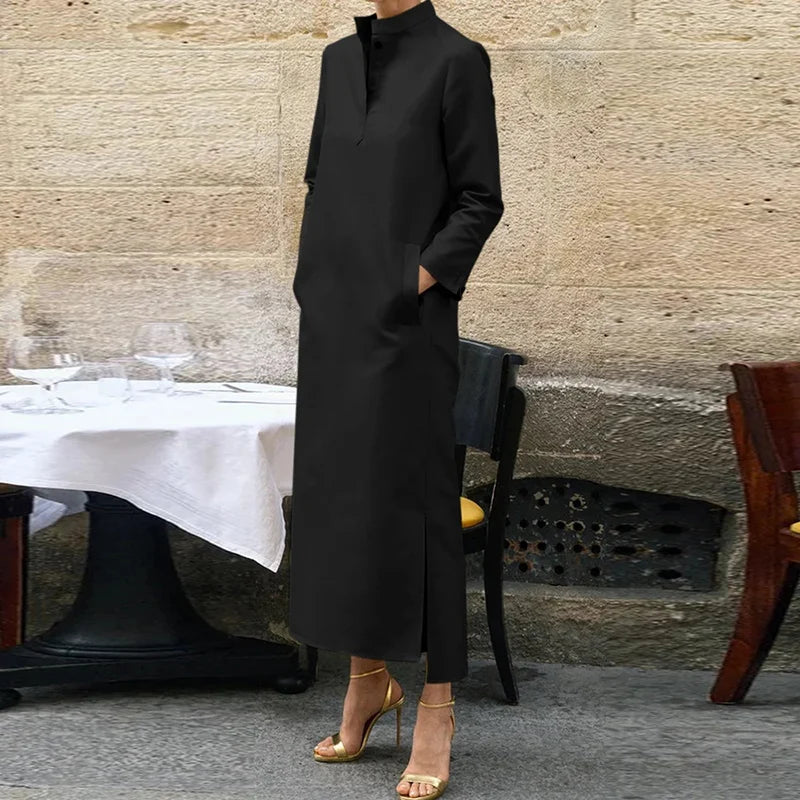 Beautifully Finished Dress in a Timeless Design