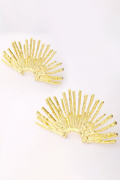 Beautifully Crafted Garment in a Classic Style