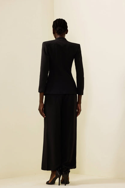 Classic Vintage Pants with a Flattering Fit