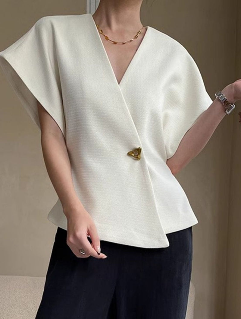 Classic Vintage & Enduringly Stylish Top