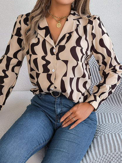 Classic Vintage Blouse with a Flattering Fit