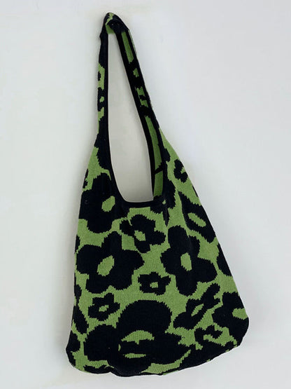 Beautifully Finished Bag in a Timeless Design