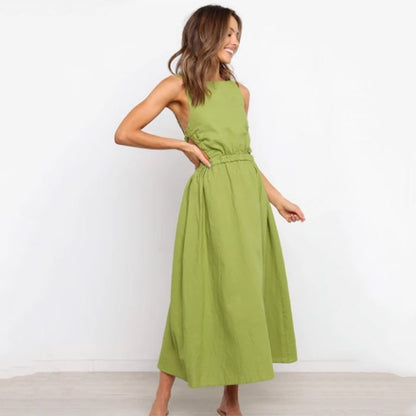 Effortlessly Elegant Dress with a Timeless Design