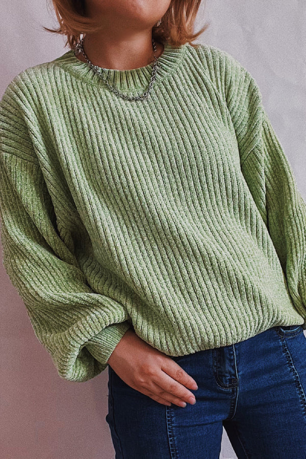 Effortlessly Elegant Sweater with a Timeless Design