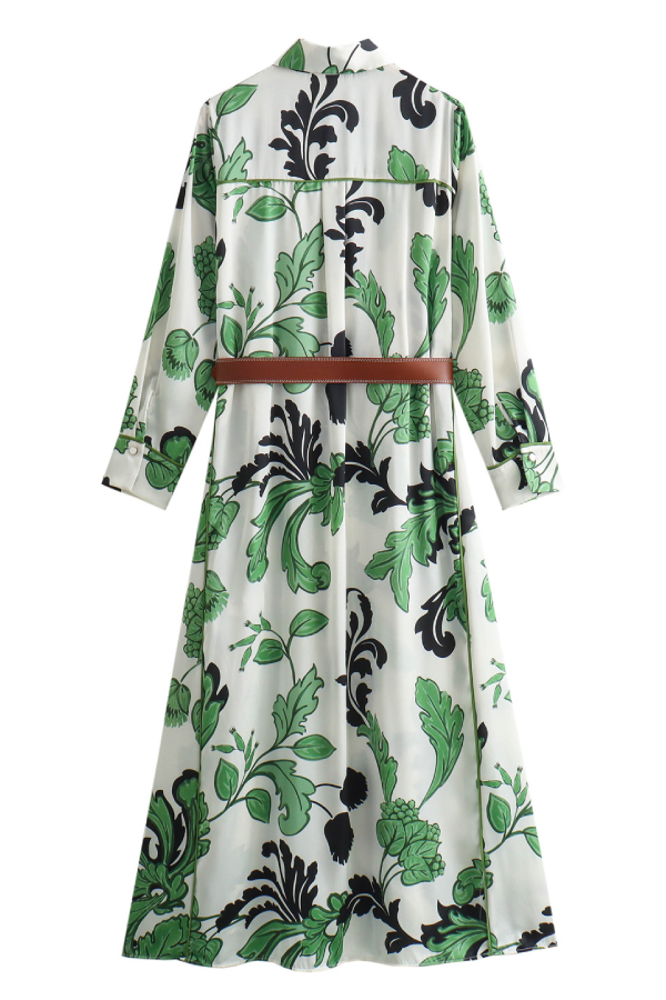 Classic Vintage Dress with a Flattering Fit