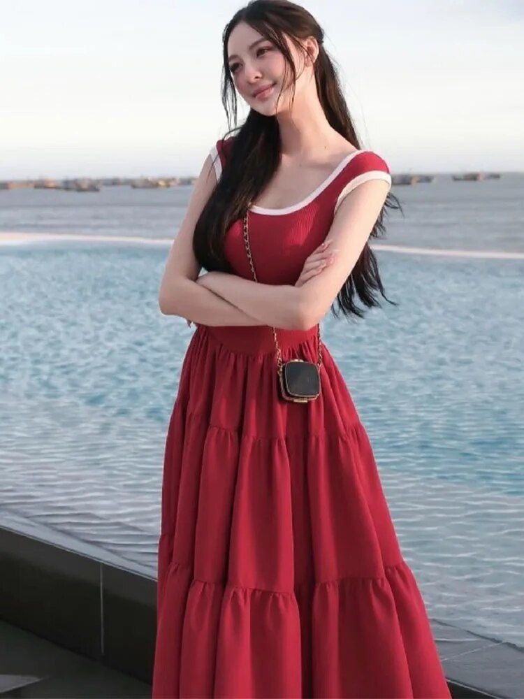 Classic Vintage & Enduringly Stylish Dress