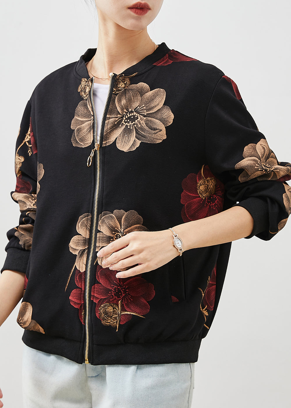 Elegantly Styled Jacket for Everyday Wear