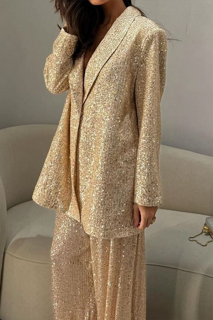 Effortlessly Elegant Garment with a Timeless Design