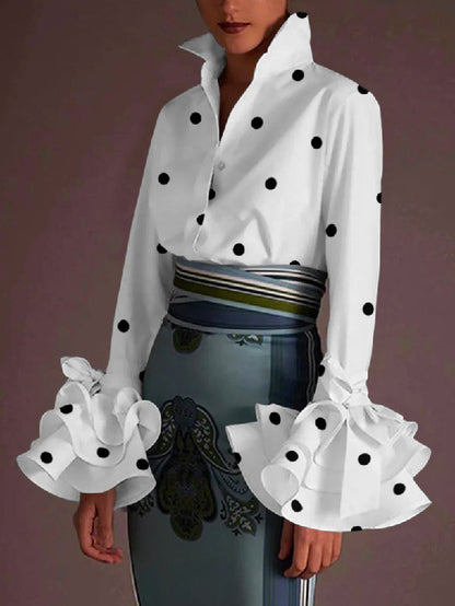 Classic Vintage Blouse with a Flattering Fit
