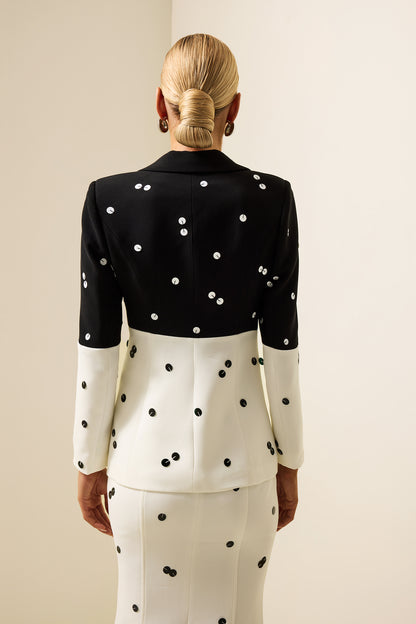 Beautifully Crafted Garment in a Classic Style
