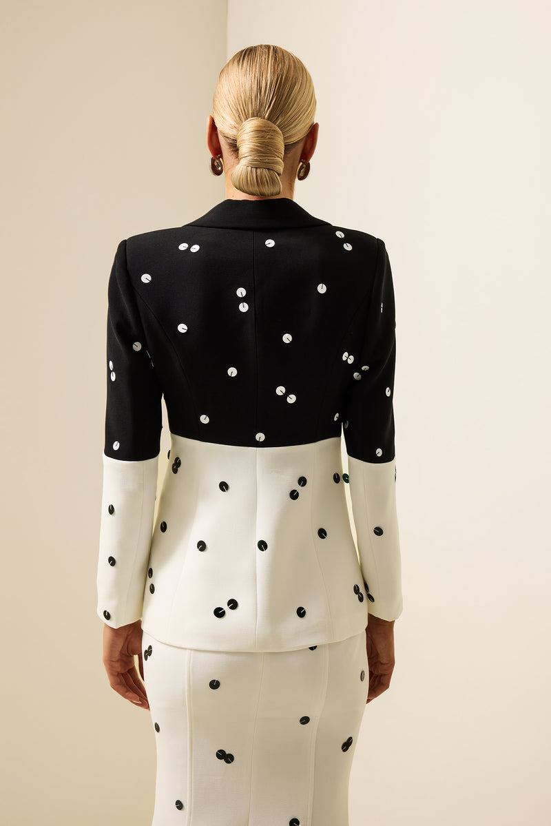 Beautifully Crafted Garment in a Classic Style