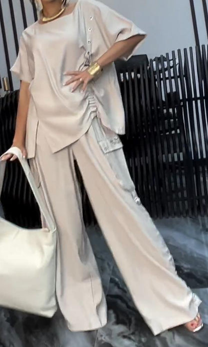 Classic Vintage Pants with a Flattering Fit