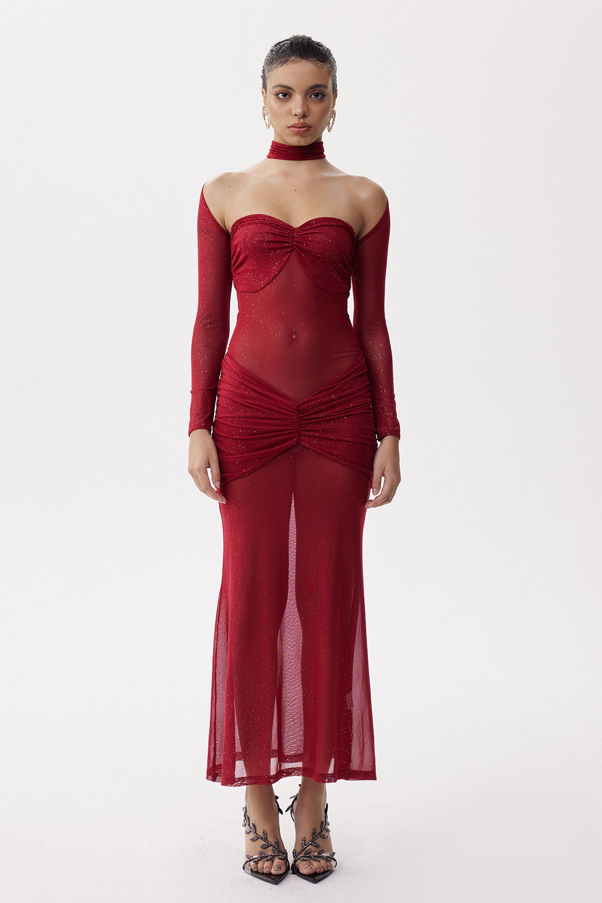 Effortlessly Elegant Dress with a Timeless Design