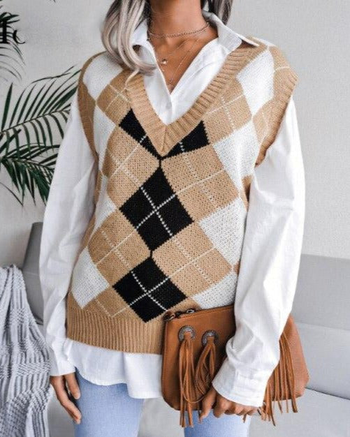 Gracefully Styled Garment for Any Occasion