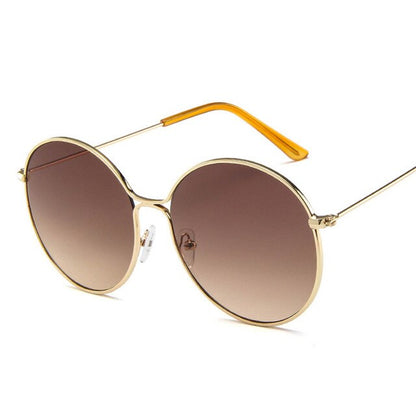 Sophisticated Garment with a Clean Classic Look