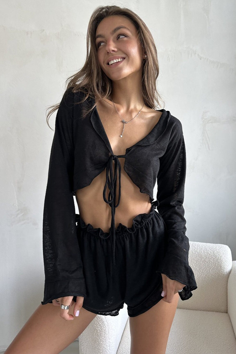 Effortlessly Elegant Cardigan with a Timeless Design