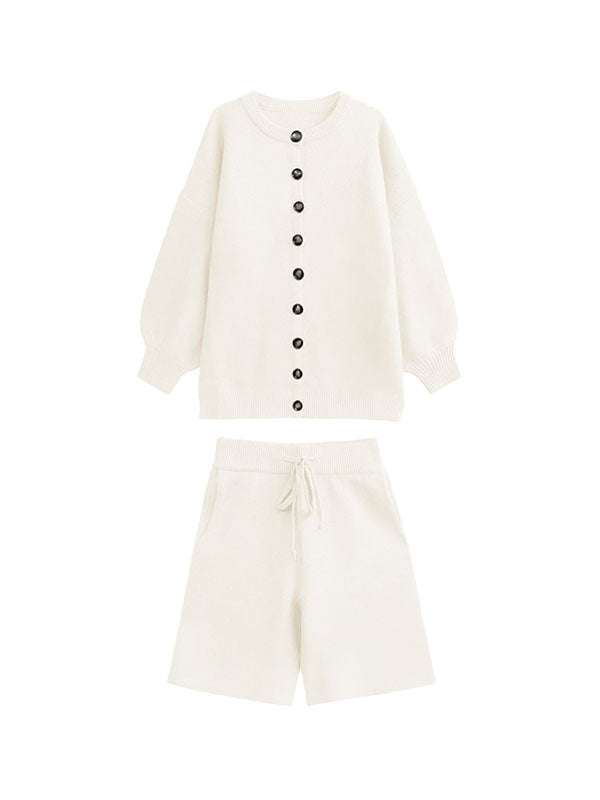 Classic Set with Timeless Appeal