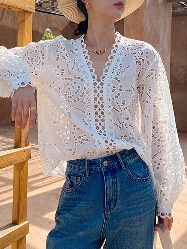 Beautifully Finished Blouse in a Timeless Design