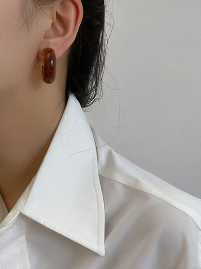 Effortlessly Elegant Garment with a Timeless Design