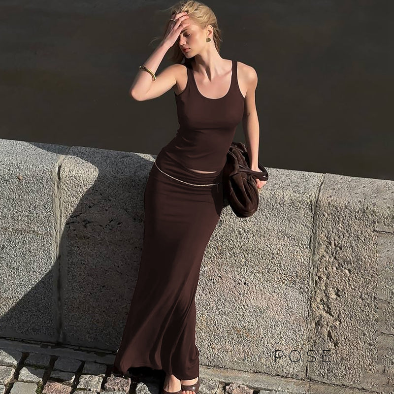 Beautifully Finished Garment in a Timeless Design