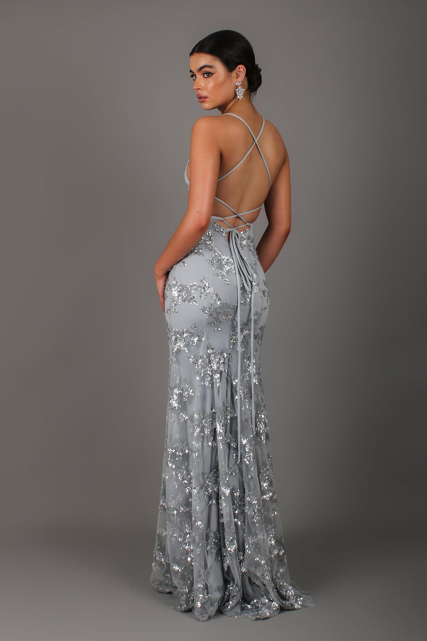 Gracefully Styled Dress for Any Occasion