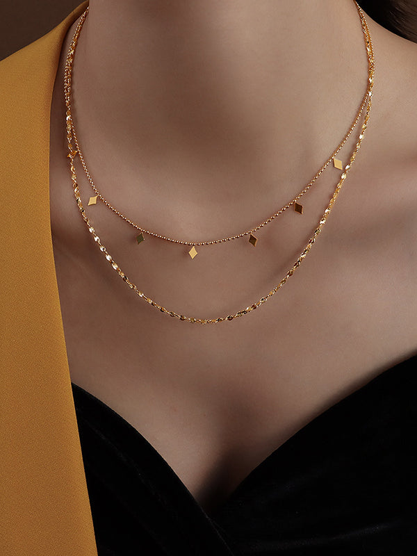 Effortlessly Elegant Garment with a Timeless Design