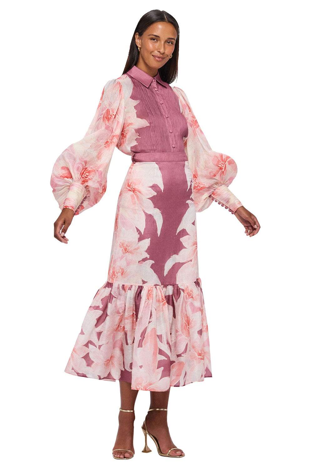 Well Tailored Dress with a Graceful Silhouette