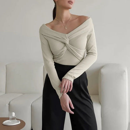 Classic Vintage Sweater with a Flattering Fit