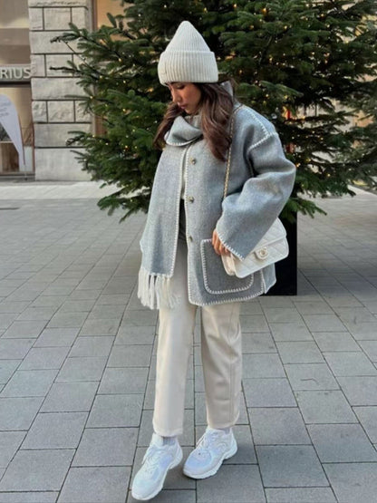 Effortlessly Elegant Coat with a Timeless Design