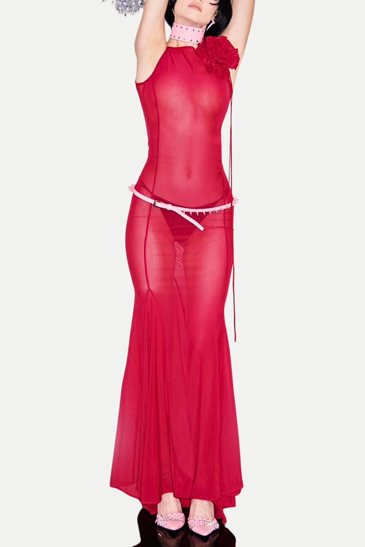 Well Tailored Dress with a Graceful Silhouette