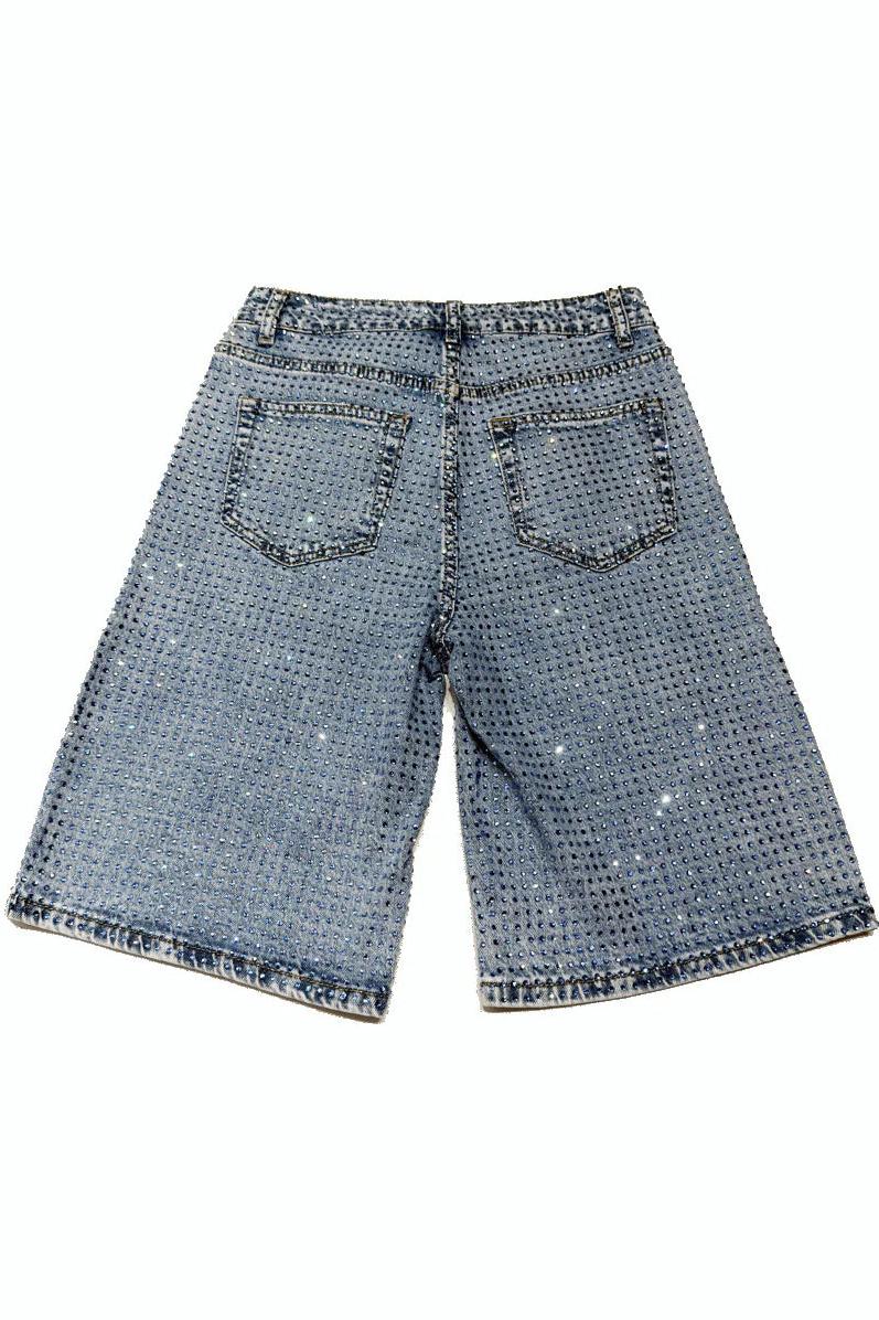 Polished Garment with an Effortless Classic Look