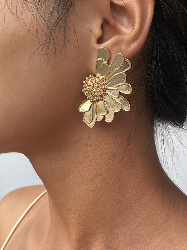 Elegantly Styled Garment for Everyday Wear