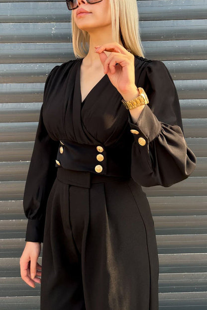 Elegantly Styled Blouse for Everyday Wear