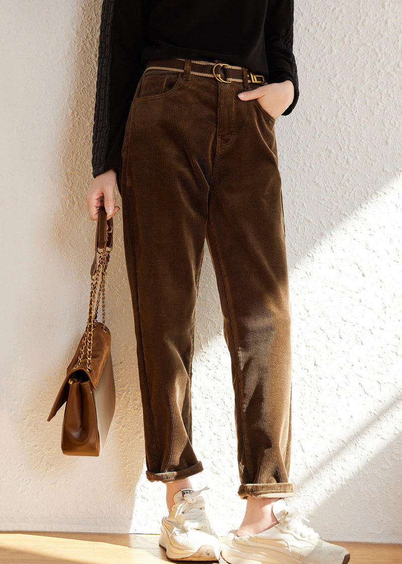 Classic Vintage Pants with a Flattering Fit