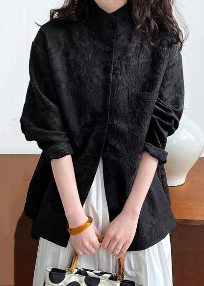 Classic Vintage Blouse with a Flattering Fit